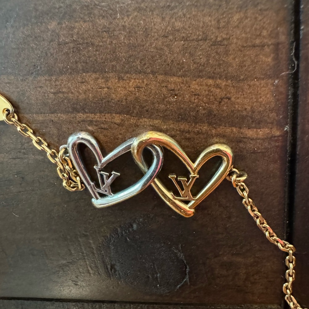 Louis Vuitton Limited Edition Heart Bracelet Fall In Love - Picture 6 of 12